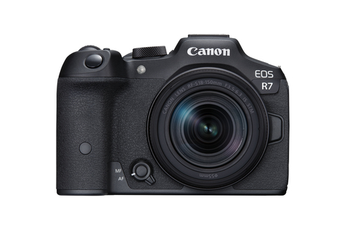 Canon EOS R7 + 18-150mm lens